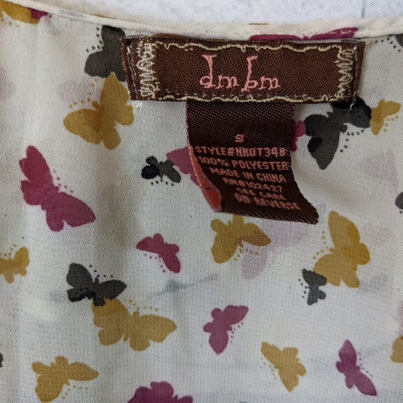 Cute Spring top! - Picture 4 of 4